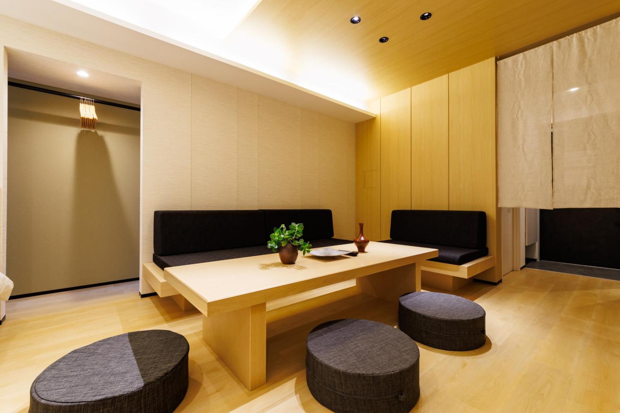 Comforts81 Shinsaibashi Osaka Habitación foto