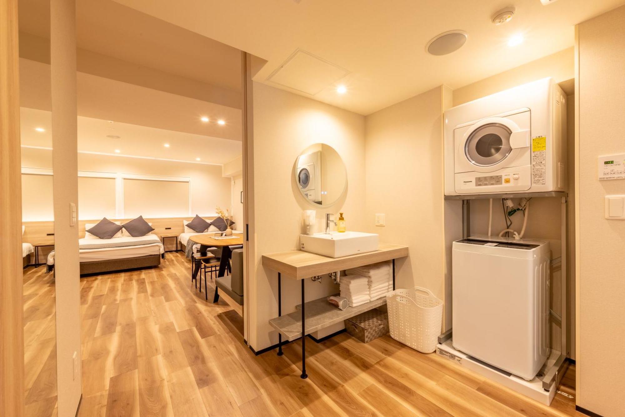 Comforts81 Shinsaibashi Osaka Habitación foto